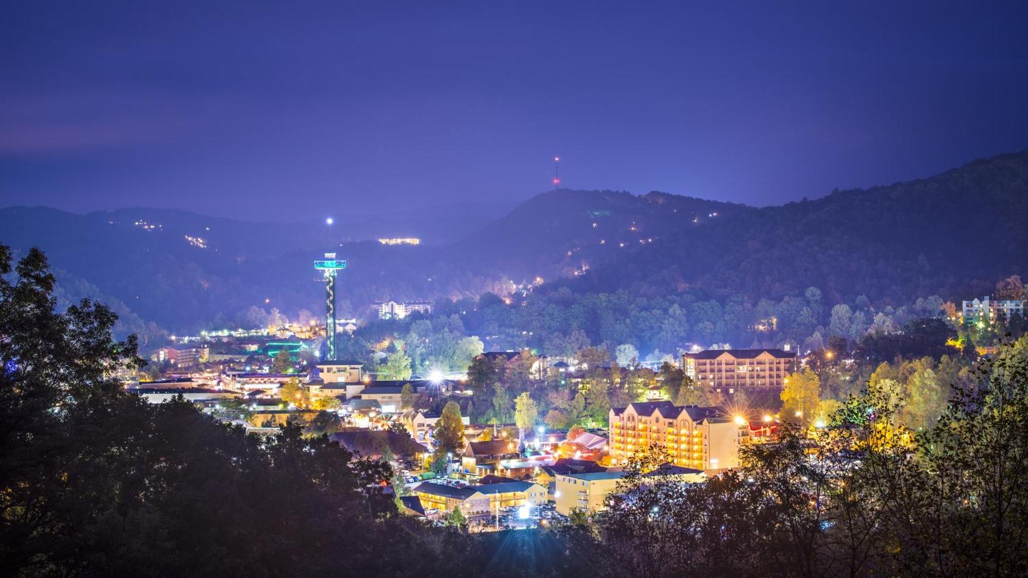 Alpine Joy-Hot Tub, Pond Access ,1089 Of Free Tickets For Each Paid Day, Dollywood And More! Townsend Buitenkant foto
